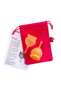 Менструальная чаша Satisfyer Feel Good, 2 шт в наборе, Силикон, Оранжевый Менструальная чаша Satisfyer Feel Good, 2 шт в наборе, Силикон, Оранжевый