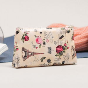 Косметичка простая, отдел на молнии, цвет бежевый Косметичка простая, отдел на молнии, цвет бежевый