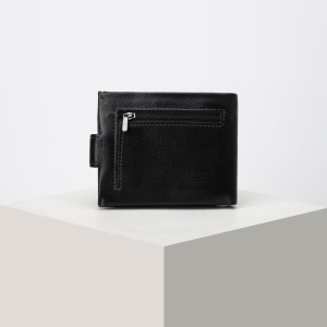 Портмоне мужское, 2 отдела на клапане, с зажимом для купюр, цвет чёрный Портмоне мужское, 2 отдела на клапане, с зажимом для купюр, цвет чёрный