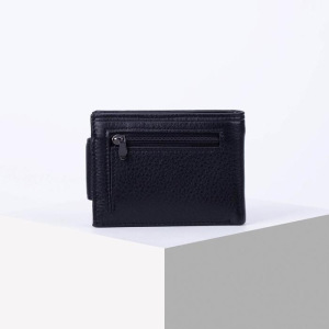 Портмоне мужское, 2 отдела на клапане, с зажимом для купюр, цвет чёрный Портмоне мужское, 2 отдела на клапане, с зажимом для купюр, цвет чёрный