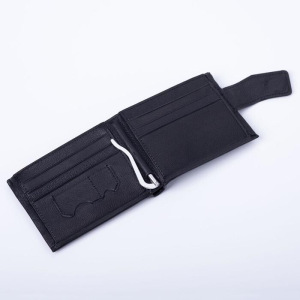 Портмоне мужское, 2 отдела на клапане, с зажимом для купюр, цвет чёрный Портмоне мужское, 2 отдела на клапане, с зажимом для купюр, цвет чёрный