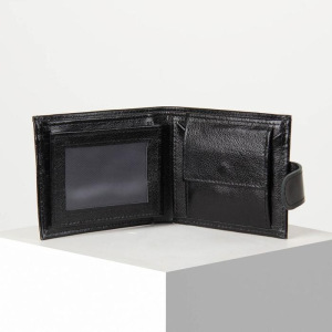 Портмоне мужское, 2 отдела на кнопке, цвет чёрный Портмоне мужское, 2 отдела на кнопке, цвет чёрный