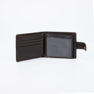 Портмоне мужское, 2 отдела на кнопке, цвет коричневый Портмоне мужское, 2 отдела на кнопке, цвет коричневый