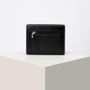 Портмоне мужское, 2 отдела на магните, с зажимом для купюр, цвет чёрный Портмоне мужское, 2 отдела на магните, с зажимом для купюр, цвет чёрный