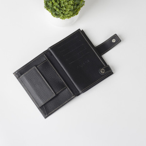 Портмоне мужское 3 в 1, отдел на кнопке, цвет чёрный Портмоне мужское 3 в 1, отдел на кнопке, цвет чёрный