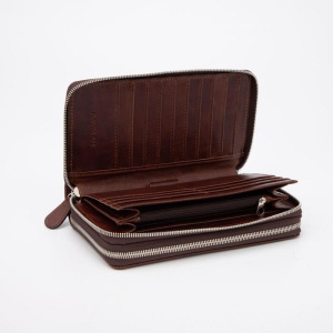 Портмоне мужское, 4 отдела на молниях, цвет коричневый Портмоне мужское, 4 отдела на молниях, цвет коричневый