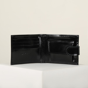 Портмоне на кнопке, 2 отдела, цвет чёрный Портмоне на кнопке, 2 отдела, цвет чёрный