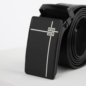 Ремень мужской, ширина 3,6 см, гвоздик, пряжка тёмный металл, цвет чёрный Ремень мужской, ширина 3,6 см, гвоздик, пряжка тёмный металл, цвет чёрный