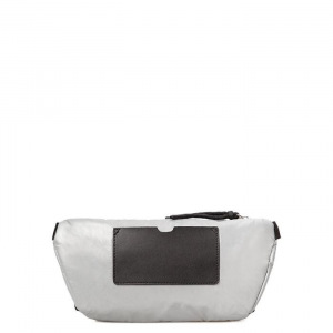 Сумка поясная Labbra LL-CL1903019, серый, 30х9х13 Сумка поясная Labbra LL-CL1903019, серый, 30х9х13