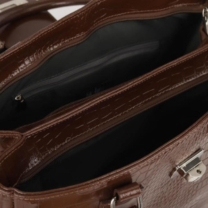 Сумка жен 86, 36*17*24, отд на молнии, н/карман, рег ремень, св.коричневый кайман L Сумка жен 86, 36*17*24, отд на молнии, н/карман, рег ремень, св.коричневый кайман L