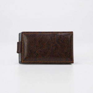 Визитница горизонтальная на кнопке, 1 ряд, 18 листов, цвет коричневый Визитница горизонтальная на кнопке, 1 ряд, 18 листов, цвет коричневый